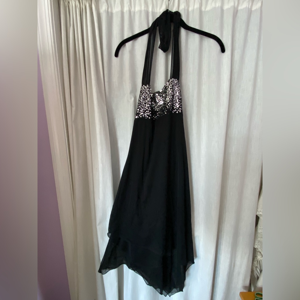 My Michelle Black & Silver Sequin Halter Dress Size Woman’s Medium